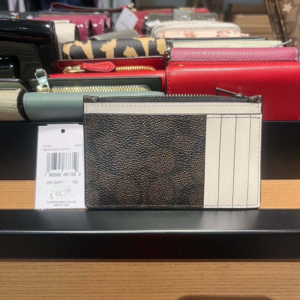 Last one! NWT Coach CV764 Zip Card/Wallet Case Signature Canvas CHARCOAL/Black - Picture 4 of 6